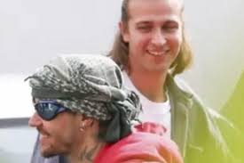 Finn and Justin trainer team