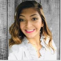 Mandy Moses's Instagram, Twitter & Facebook