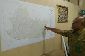 Streaming lagu membuang sampah ciptaan at mahmud kadang juga ada di halaman lagu yang paling banyak atau sering didengar di aplikasi resso. Bandung Merdeka Com Buang Sampah Sembarangan Di Kota Bandung Akan Kena Denda Rp 5 Juta