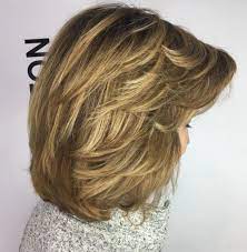Medium Feathered Hairstyle For Thick Hair Medium Length Hair Styles Modern Hairstyles Medium Hair Styles