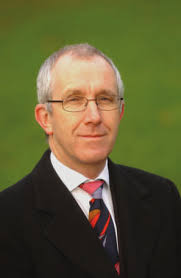 ANNUAL REPORT 2004-2005 NATIONAL MUSEUMS & GALLERIES OF WALES LOOKING TO  THE A