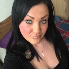 Sarah Jennison's Instagram, Twitter & Facebook