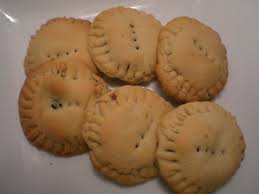 This treasured family recipe was grandma catharine louise mcilmoyle's favorite, and it was handed down through generations of her family. Date Filled Cookies The Epicurious Runner