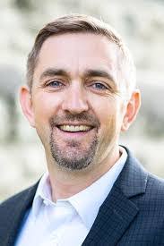 Randy Loewen's Instagram, Twitter & Facebook