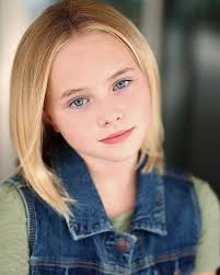 KAREN • @lauralucphotography #nycheadshots #headshots #headshotsnyc  #photography #lauralucphotography #dalyaknapp