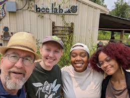 Summer interns in botany gain mentor-guided experience