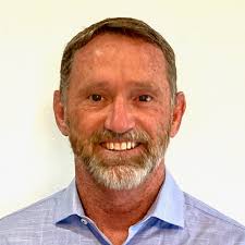 Erik Moen, Ventura, CA Real Estate Associate