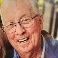 Dee Hurd's Instagram, Twitter & Facebook