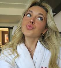 DEVIN GOSS (@devin.goss) • Instagram photos and videos