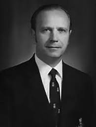 Larry Knotts's Instagram, Twitter & Facebook