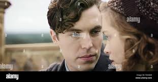 UK. Sophie Cookson and Tom Hughes in the ©Lionsgate new film: The Red Joan  (2018) . Plot: The story of Joan Stanley, who was exposed as the KGB's  longest-serving British spy Ref: