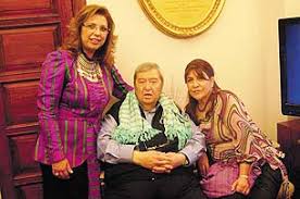 Kameralardan uzak büyüyen bengü şen, babasına benzerliği ile ağızları açık bıraktı. Onlarin Yanindayiz Cocuklar Uzulmesin Hayatin Icinden Haberleri