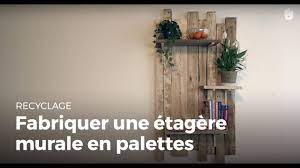 Salon, cuisine, salle de bain, chambre… Fabriquer Une Etagere Murale Design En Palette Recycler Youtube