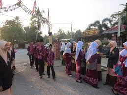 Agar kamu bisa mendapatkan pekerjaan dan melamar pekerjaan dengan mudah yaitu kamu harus mencari pekerjaan sesuai dengan kemampuan yang anda punya sebab bisa. Smk Agama Matang 2 Kisi Kisi Pts Kelas X Semester 2 Pendidikan Agama Dan Budi Smk Agama Matang Feature Info Tips Cemerlang 10 41 Am Manampas