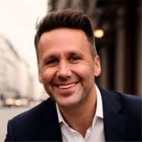 Derek Weiner's Instagram, Twitter & Facebook