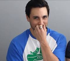 Phoebe Barnett (redvanscolacans)