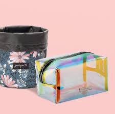 Check spelling or type a new query. The 15 Best Makeup Bags Of 2021 According To Beauty Experts