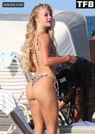 Alisha Lehmann Sexy Seen Showing Off Her Hot Bikini Body At The Brach With  Sarah Mayling - AZNude