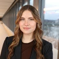 Angela Leppert's Instagram, Twitter & Facebook