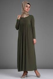 Patirti Piliseli Tesettur Elbise Modelleri Moda Tesettur Giyim Elbise Modelleri Elbise Giyim