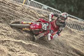 Jed beaton and isk gifting crash during the second race of the mxgp of russia 2021, orlyonok. Motocross Fairy Tale Isak Geschenk Belohnt Mit Einer Fabrikfahrt Fur 2021 Motocross Action Magazine