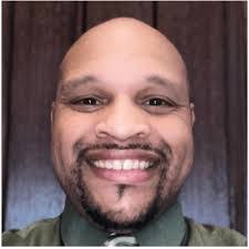 Dwight Foley's Instagram, Twitter & Facebook