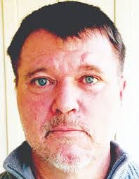 Becky Hardee's Instagram, Twitter & Facebook