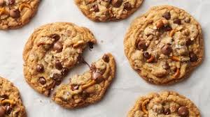 Baking these kitchen sink cookies. Copycat Panera Kitchen Sink Cookies Youtube