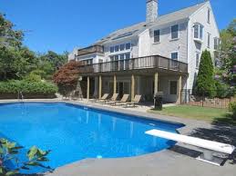 This Stately Colonial Style Home Is Located In A Beautiful Quiet Cape Cod Neighborhood In Yarmouth Port This 5 Bed Yarmouth Port Vacation Home Pools Vacation