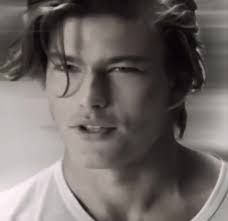 Kellan Barrett's Instagram, Twitter & Facebook