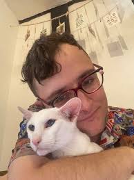 Oolong and I have special time together thinking and remembering my dadda  and she give the best cuddles for me ❤️❤️❤️❤️❤️❤️ Canterbury Tails Cat Cafe  is the best place and that is