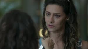 Joyce cai em golpe de Irene