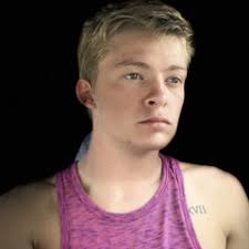 Stream Izayah Torres music