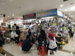 Jual beli online pekerja perempuan di jazirah arab: Bps Mobilitas Di Tempat Belanja Kebutuhan Harian Mendekati Normal Bisnis Tempo Co