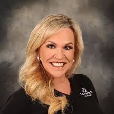 Nancy Parker's Instagram, Twitter & Facebook