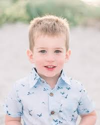 Candy Hooper's Instagram, Twitter & Facebook