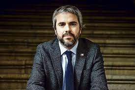 Ne zaman pinera 2018 yılında başkanlığa döndü , blumel bakan genel sekreter o larroulet işbirliği. Gonzalo Blumel Ministro De La Secretaria General De La Presidencia La Estrategia Legislativa Es Persistir En Buscar Acuerdos Lo Mas Institucionales Posibles La Tercera