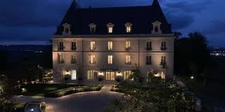 Bernard arnault bought the auction house tajan in 2001 in order to compete with françois pinault. The Last Investment Of Bernard Wine Travel In France Facebook