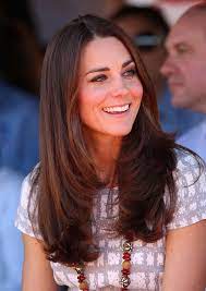 Kate middleton is a royal who is known for her effortlessly flawless glam, and her gorgeous wavy hair is definitely her signature look. Kate Middleton In Australia Kate Middleton Hair Long Hair Styles Hair Styles