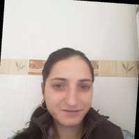 50+ perfiles de «Petrea»