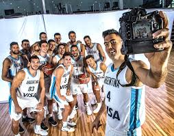 El próximo partido de argentina será ante españa (jueves a las 09.00) y cerrará su participación contra japón (domingo a la 01.40). Seleccion Argentina De Basquet Inicio Facebook