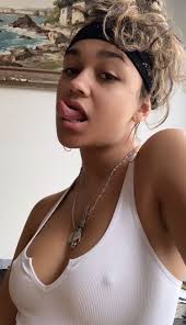 🔥Hot Celebs Page🔥 on X: Madison Bailey t.cogVQtw69f36  X