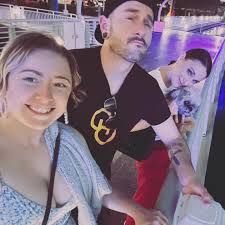 It has been a long time since I saw my brother— @kakasakikid I love ya more  than you know🥰— and I finally met this fantastic lady— @melindajoarnold  thank you for never letting