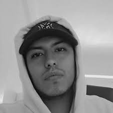 Oye préstame el que hace....