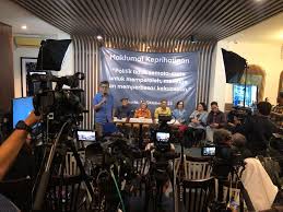 Maklumat Juanda Tokoh Bangsa, Guru Besar dan Aktivis terhadap Kepemimpinan  Nasional dan Politik Indonesia: Reformasi Kembali ke Titik Nol