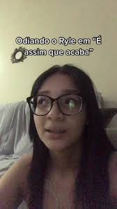 #fyp #foryoupage #foryou #booktok #bookclub #bookworm #bookish #bookstan  #coleenhoover #éassimqueacaba #itsendswithus