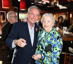 Wroe's virgins and the voyage home. Joanne Rogers Wiki Fred Rogers Wife Age Net Worth Kids Family Bio