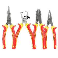 Stanley 4 84 489 Coffret De 4 Pinces Isolees 1000 V Poignee Bi Matiere Certifie 1000v Taillant Trempes Haute Frequenc En 2020 Outillage Electricien Poignee Coffret