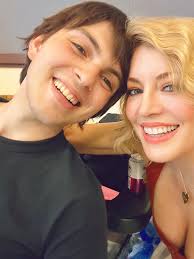 Mela Sarajane Dailey updated her cover photo.