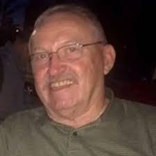 Dennis Barlow's Instagram, Twitter & Facebook